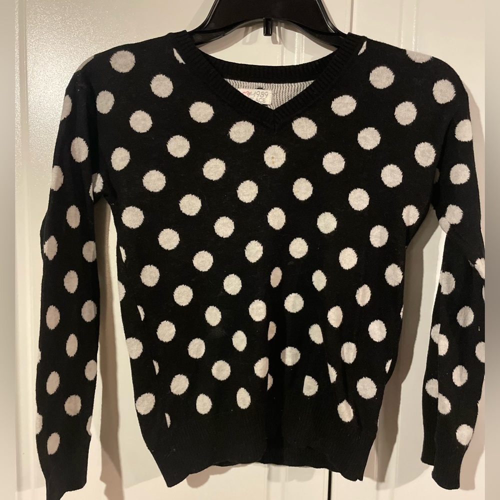 EUC Girls Sweater